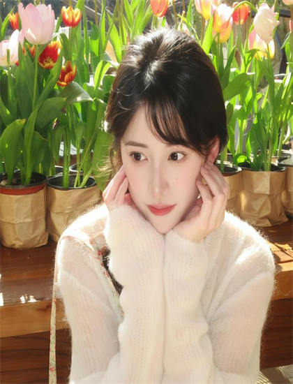 女人连心_1819高清欧美xx_女人下面越紧越舒服吗